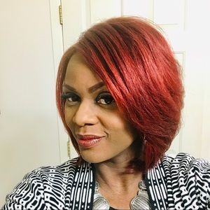 Meet your Posher, Cassandra